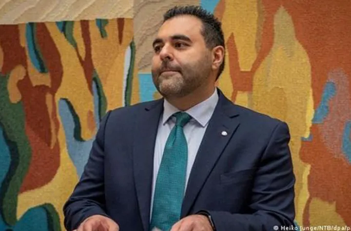 یک ایرانی مهاجر رئیس مجلس نروژ شد
