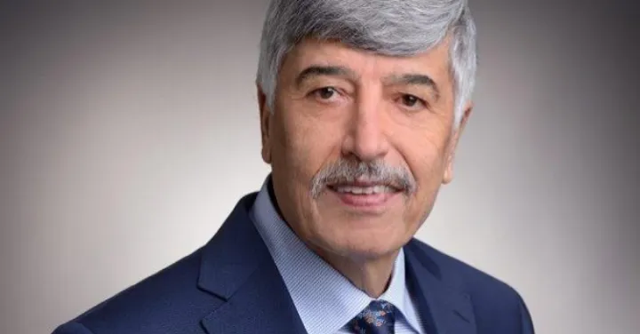 چهره: آشنایی با پرفسور مسعود فرزانه