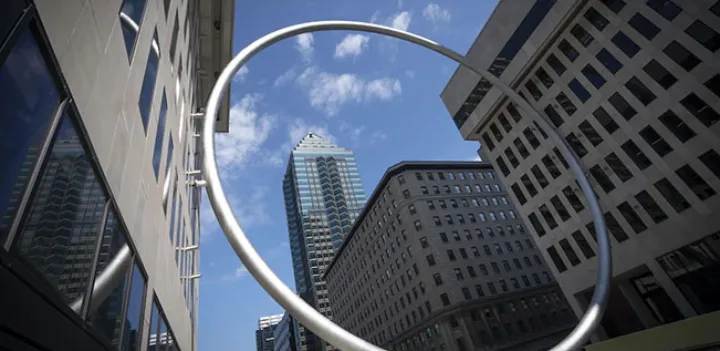 مراسم افتتاح حلقه عظیم میدان ویل ماری با حضور هنرمندان برگزار می‌شود