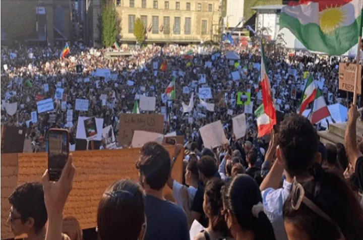 دومین تجمع اعتراضی ایرانیان ونکوور در واکنش به کشته شدن مهسا امینی