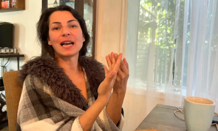 غزاله نوزمانی می‌گوید حکومت ایران باید به نفع زندگی نسل آینده تغییر کند