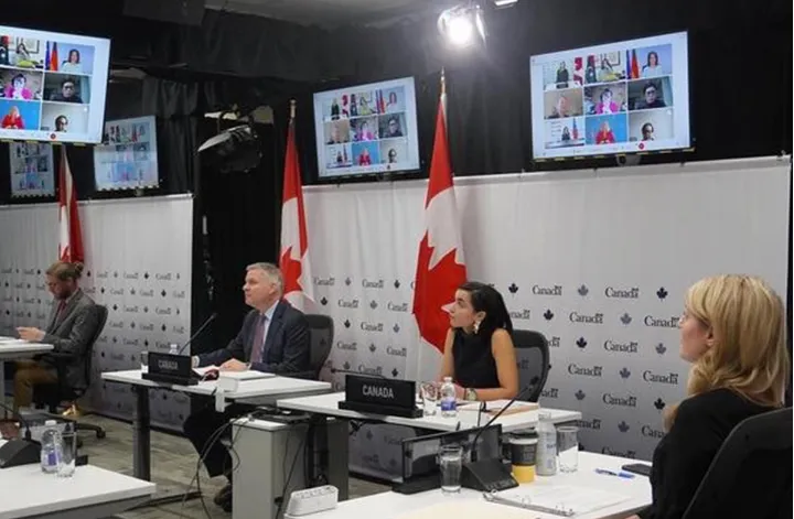 حکومت به خشونت علیه معترضان پایان دهد