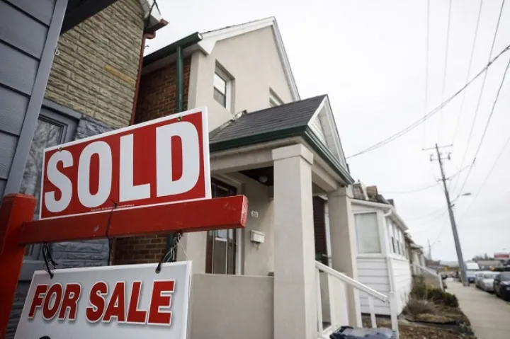 گیرندگان وام مسکن در کانادا، بدهکارتر شده‌اند