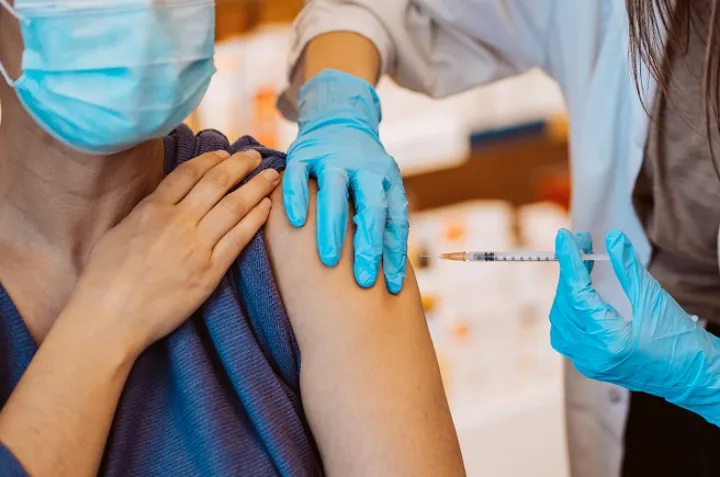 تزریق رایگان واکسن آنفلوانزا برای همه شهروندان در استان کبک