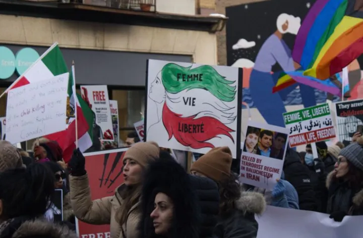 ایرانیان کانادا دل‌نگران به میهن چشم دوخته‌اند