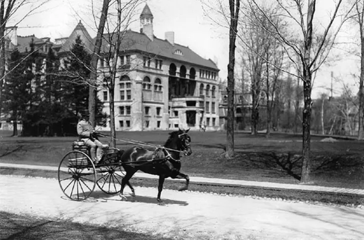 عکس‌ها و طرح‌هایی از مونترال بین ۱۸۵۰ تا ابتدای قرن بیستم