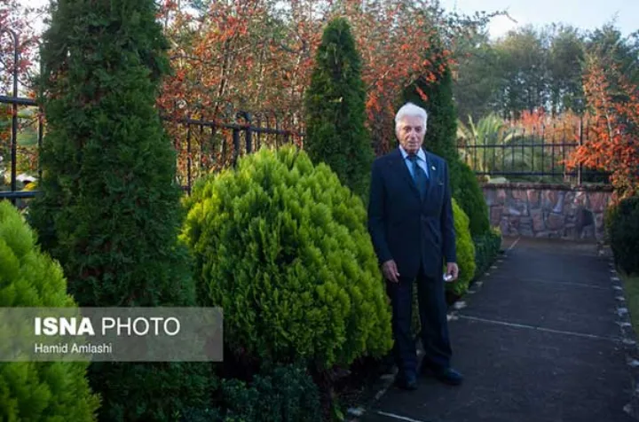 فضل‌الله رضا دانشمندی جهانی که سفیر حکومت پهلوی در کانادا بود