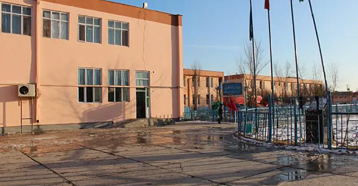 در حکومت قبلی سرپناه نداشتم، حالا طالبان نان را نیز گرفتند