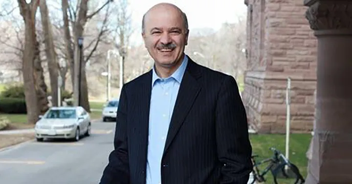 علی احساسی از مجید جوهری شانس بیشتری برای پیروزی در انتخابات دارد