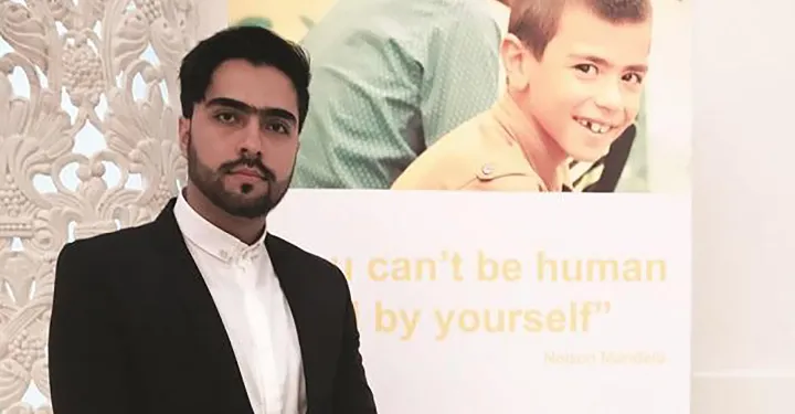 می‌خواهم تا زنده‌ام به دیگران خدمت کنم