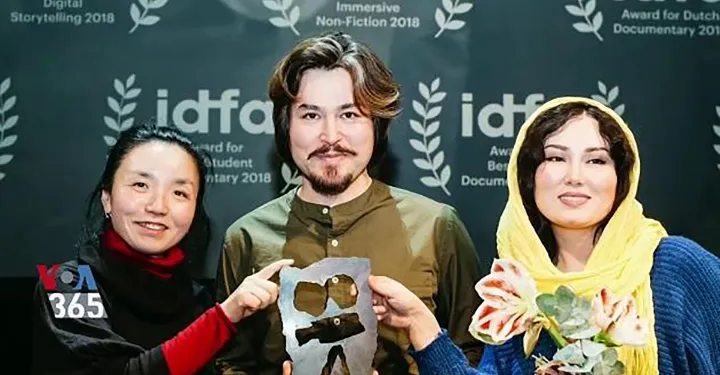 مهاجر که می‌شوی تکه‌‌های وجودت در جهان پخش می‌شود