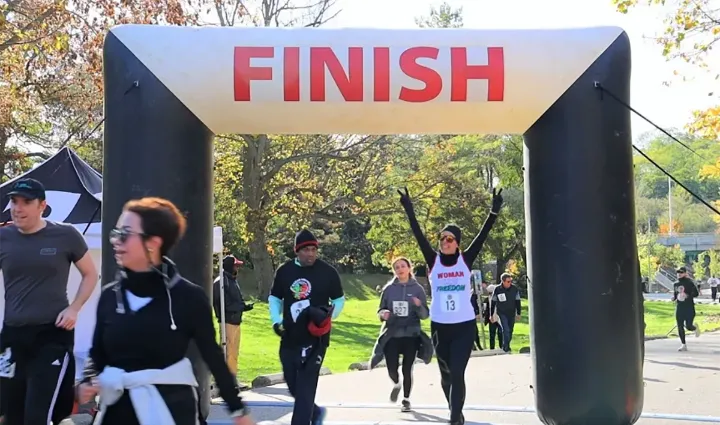 پیاده‌روی و دویدن برای حمایت از پناهجویان جنبش زن زندگی آزادی