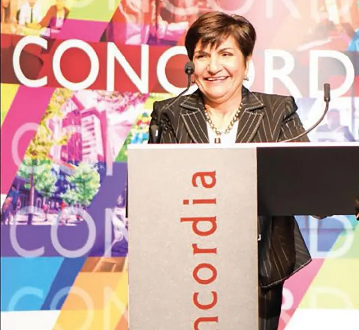 زن ایرانی‌تباری که در کانادا تاریخ‌ساز شد