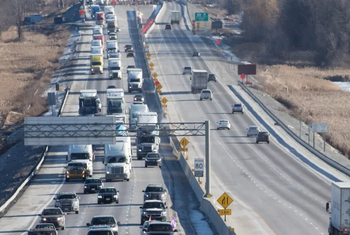 تا سال ۲۰۳۵، همه‌ی خودروهای جدید در کانادا باید آلایندگی‌شان صفر باشد