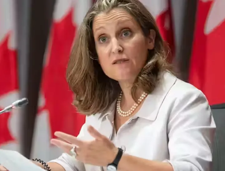 تمدید ممنوعیت خرید خانه برای خارجی‌ها تا سال ۲۰۲۷