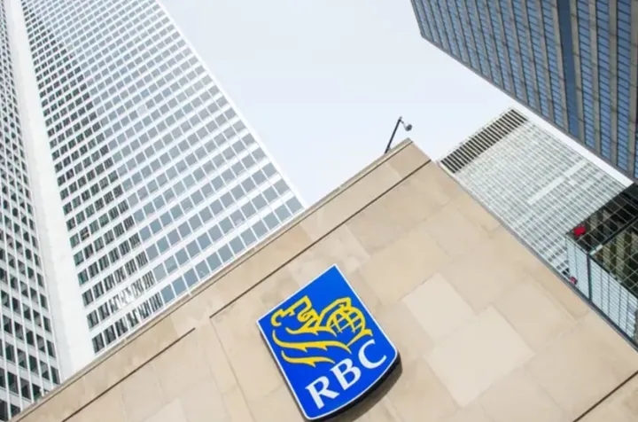 مجموع درآمد سالانه پنج مدیر رویال بانک بیش از ۴۵ میلیون دلار است