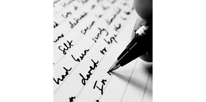 داستان کوتاه در سایه قهرمان