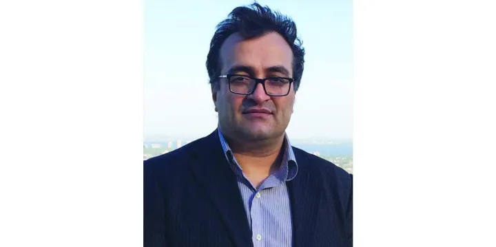 ادبیات نوروزی؛ حکایت نزاع میان کلاغ و بُلبُل