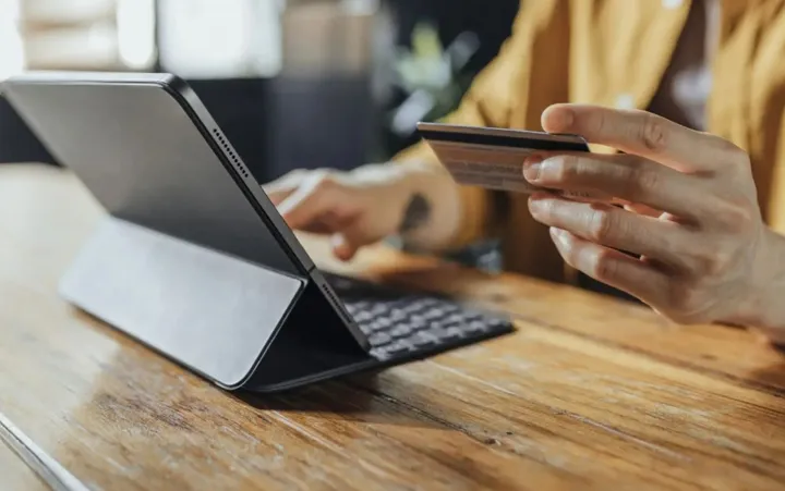 افزایش قابل‌توجه انتقال پول به خارج از کانادا