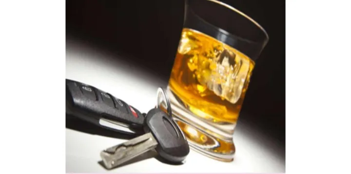 پیشنهاد محرومیت مادام‌العمر برای رانندگی در حالت مستی در انتاریو و درسی برای کبک