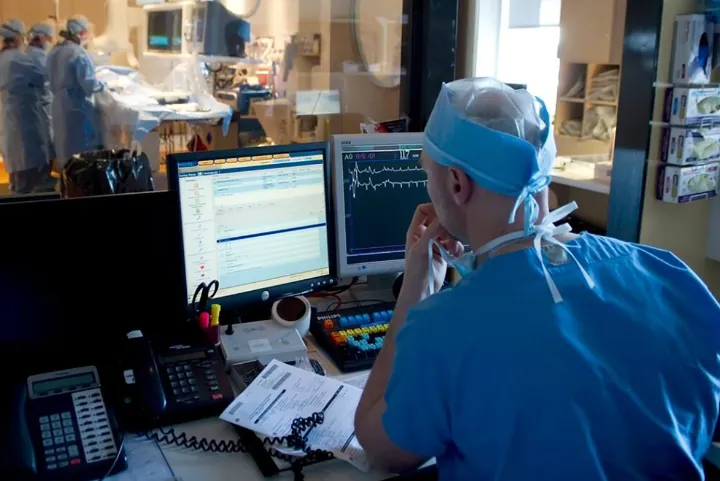 انتظار ملاقات با پزشکان متخصص برای کبکی‌ها روز به روز طولانی‌تر می‌شود