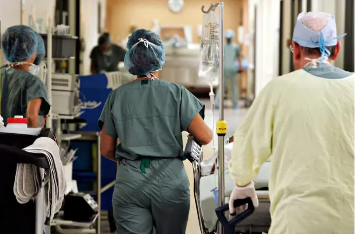 چرا بسیاری از پرستاران در کانادا خیلی زود شغل خود را ترک می‌کنند؟