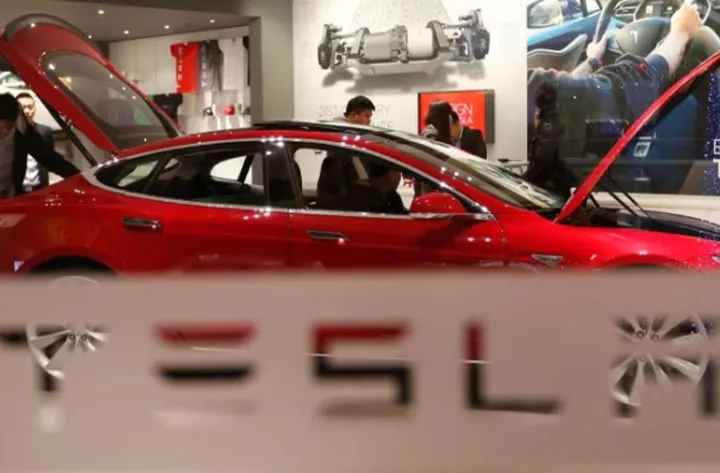 شکایت یک نجار کانادایی علیه بانک آر‌بی‌سی؛ سرمایه‌ای که سه ساله از ۸۸ هزار به ۴۱۵ میلیون رسید و یک شبه نابود شد