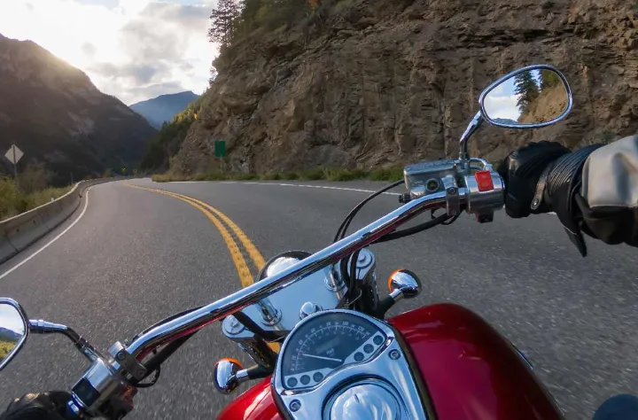 استفاده از موتورسیکلت در کدام استان‌های کانادا، محبوبیت بیشتری دارد؟