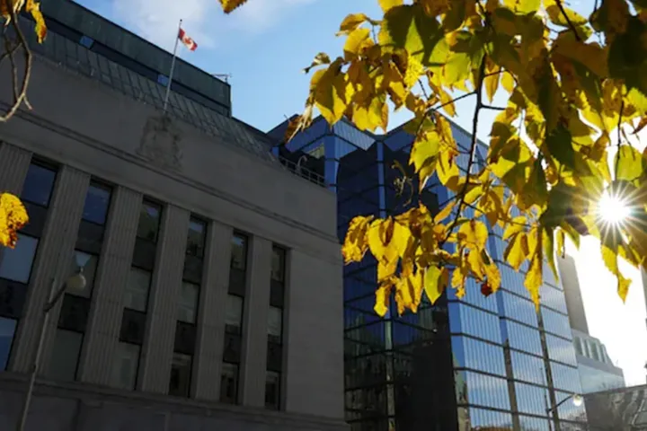 کاهش نیم درصدی نرخ اصلی بانک مرکزی