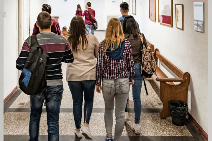 افزایش خشونت علیه کارکنان مدارس در کبک