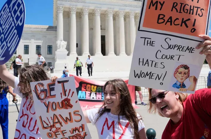 چرا پزشکان آمریکایی به کانادا رو می‌آورند؟