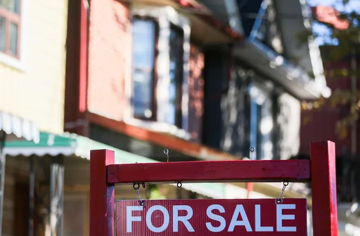 چرا سالمندان از خانه‌های بزرگ خود جابه‌جا نمی‌شوند؟