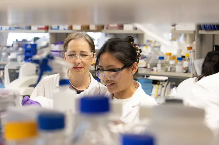 «دانشگاه تورنتو» بهترین دانشگاه کانادا و جزو ۳۰ دانشگاه برتر جهان شد