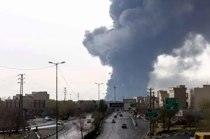 حمله‌ی اسرائیل به عسلویه و تهدید ایران: نفت و گاز‌تان را بمباران می‌کنیم!